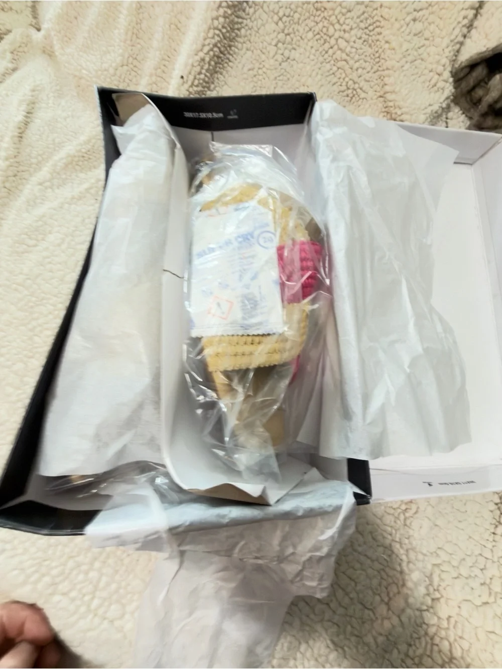 Nine West Women's Quara Sandal, Light Natural/Pink 111, Size 9.5- new in box